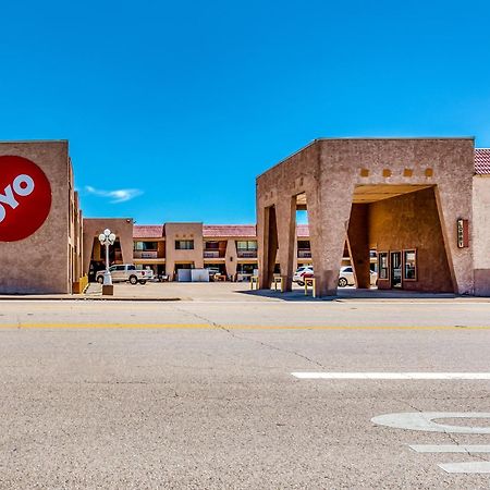 Oyo Hotel Groesbeck Luaran gambar