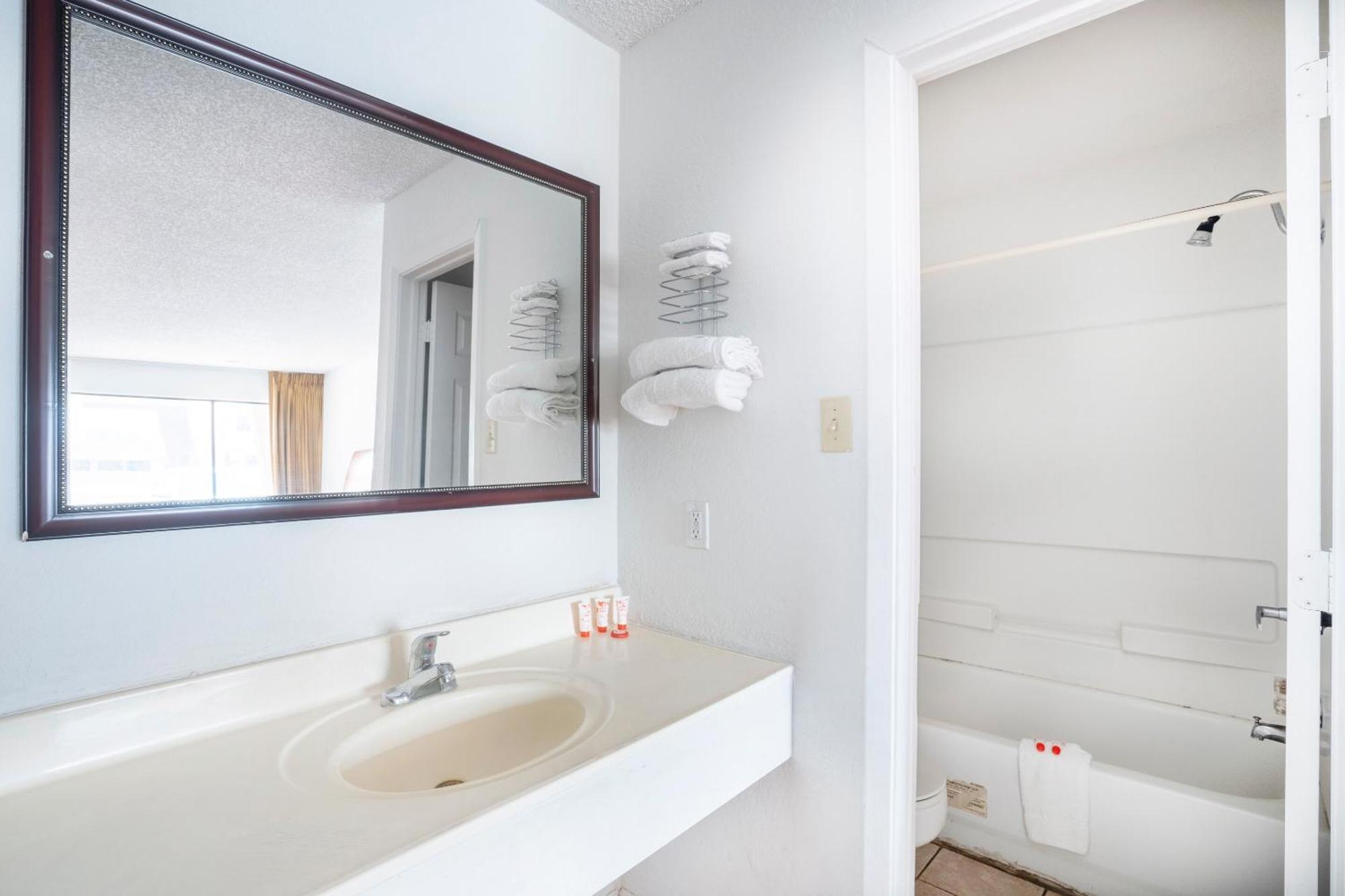 Oyo Hotel Groesbeck Luaran gambar