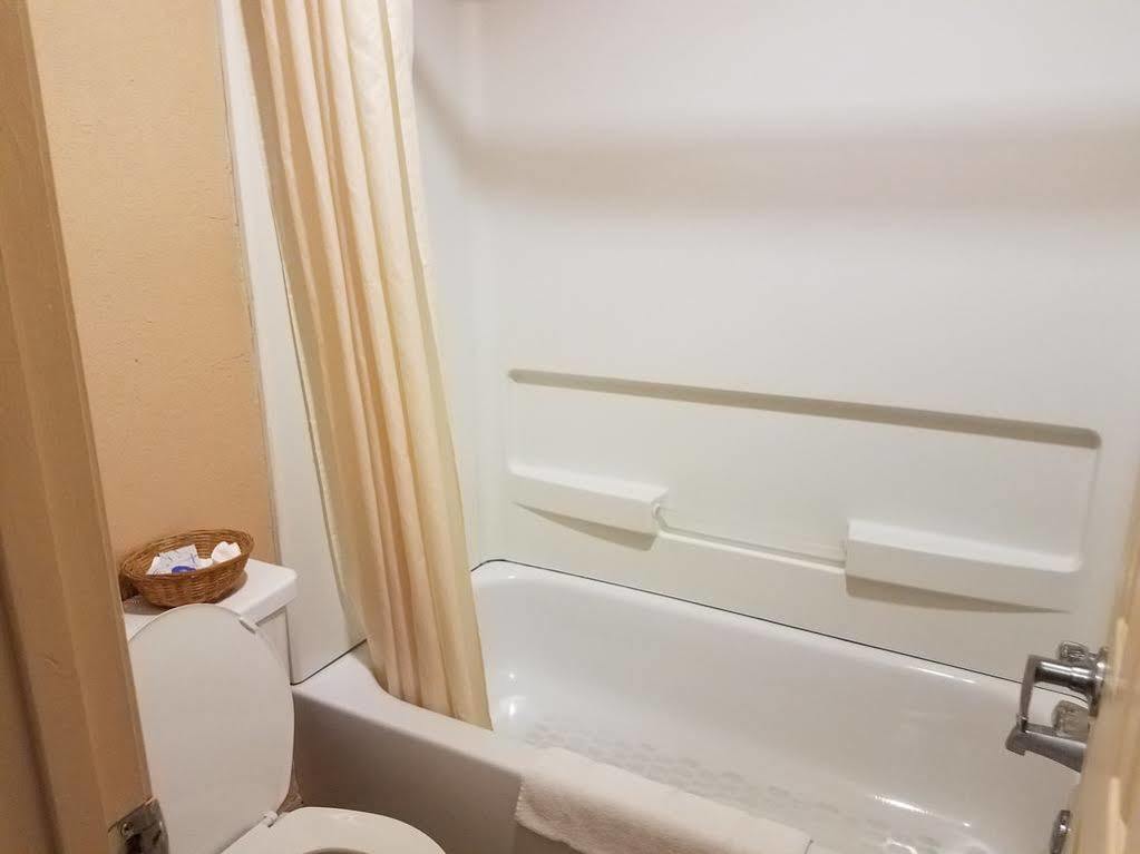 Oyo Hotel Groesbeck Luaran gambar